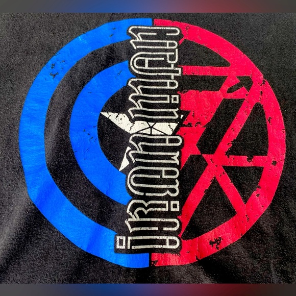 IRONMAN & CAPTAIN AMERICA Rare Vintage Dual Shield Logo Marvel Avengers t-shirt - Picture 3 of 8
